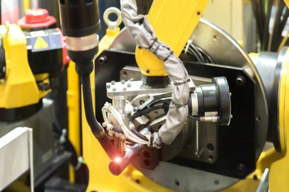 Installateur professionnel de robots 6 axes Lyon